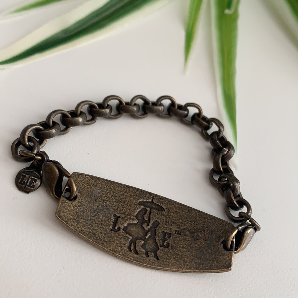 Survivor Bracelet View 6